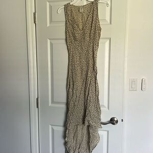 Super Cute Summer Dress - Low Cut - Long in Back - Size Small